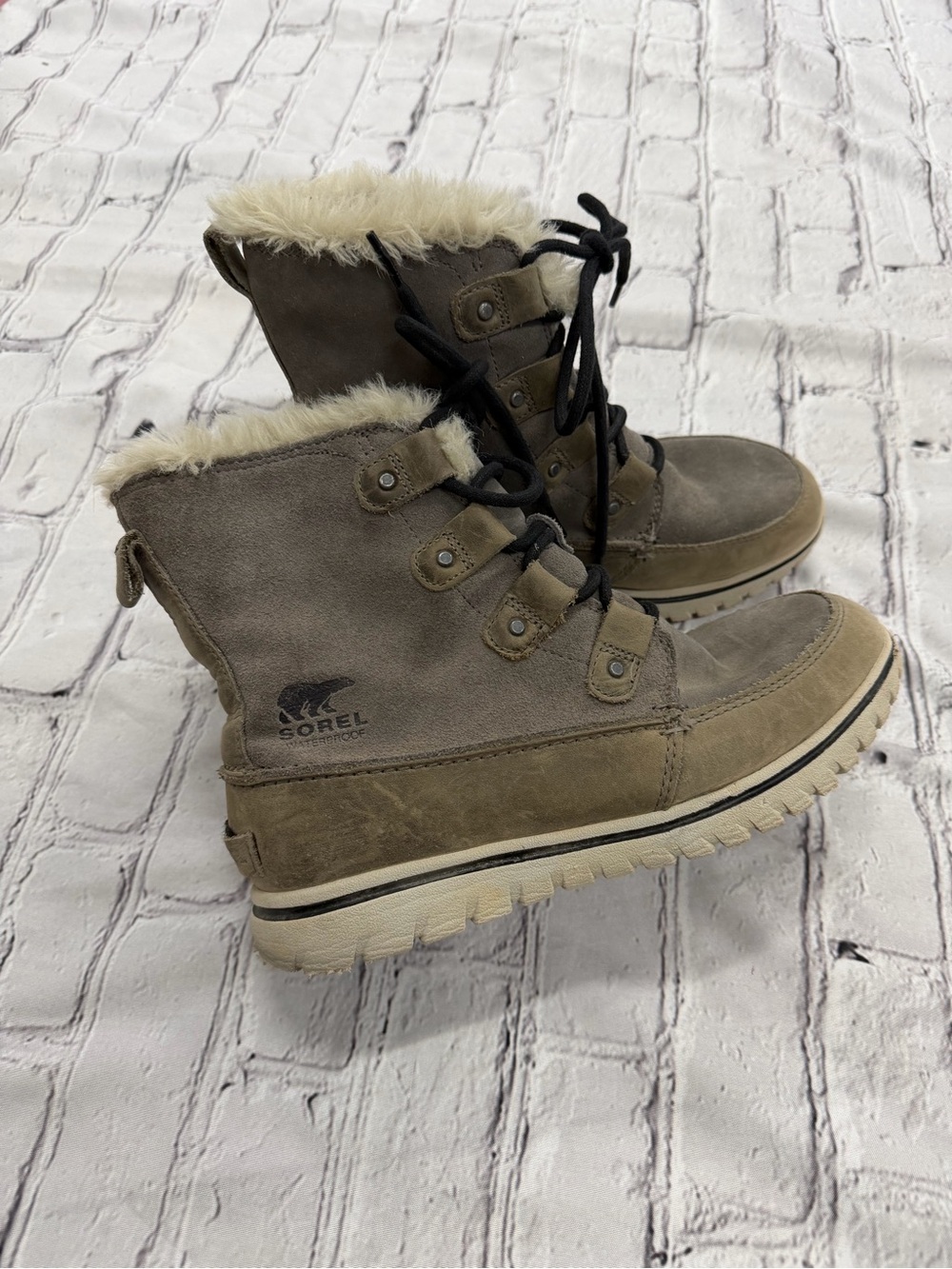 Sorel Grey Lace Up Winter Boots Womens 8 Winter Snow Gorpcore Granola Snow